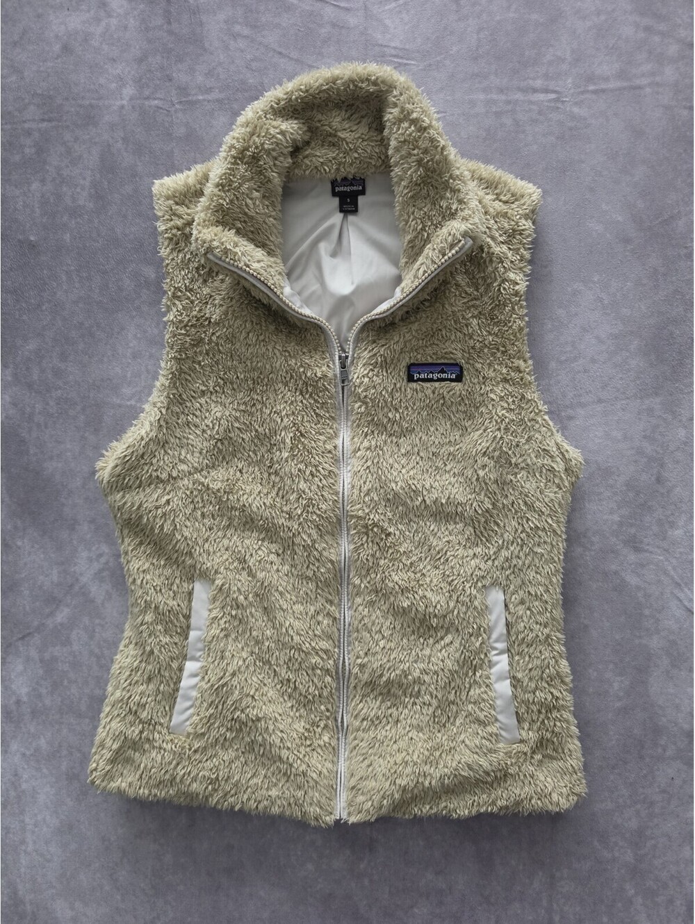 SKU0188 Patagonia Womens Small Los Gatos Fleece Vest Beige Cream Full Zip Sherpa